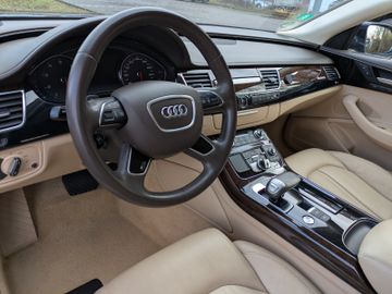 Audi A8 - 9