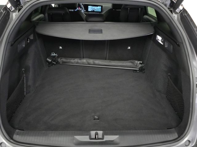 Astra L ST ULTIMATE AT+NAVI+360 GRAD KAMERA+SCHI