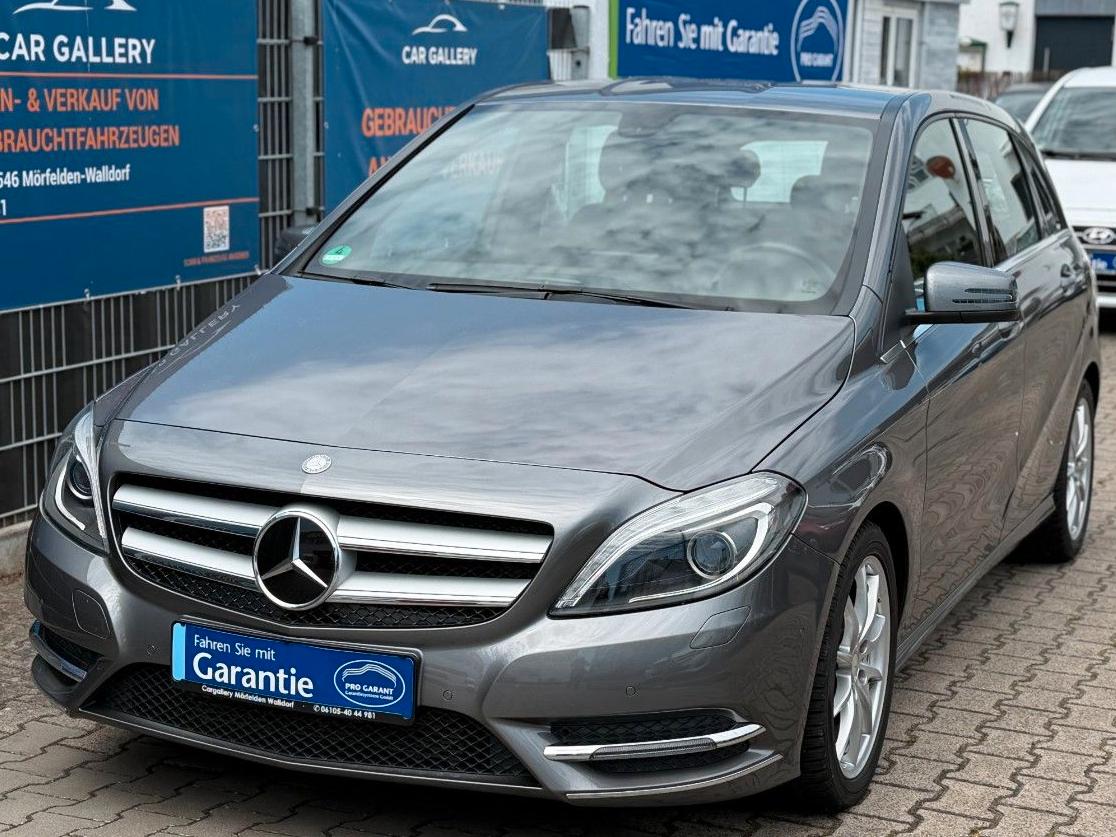 Mercedes-Benz B 180/Einparkhilfe /Navi/SHZ/Garantie