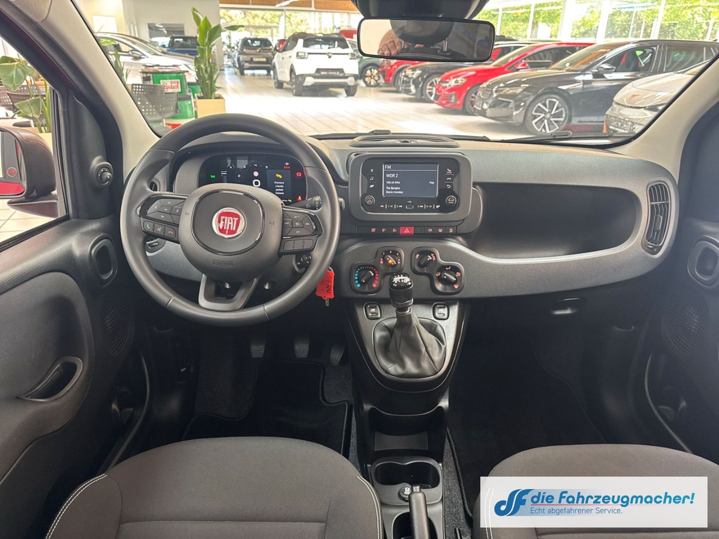 Fahrzeugabbildung Fiat Pandina Hybrid Icon Tempomat Digitales Cockpit D