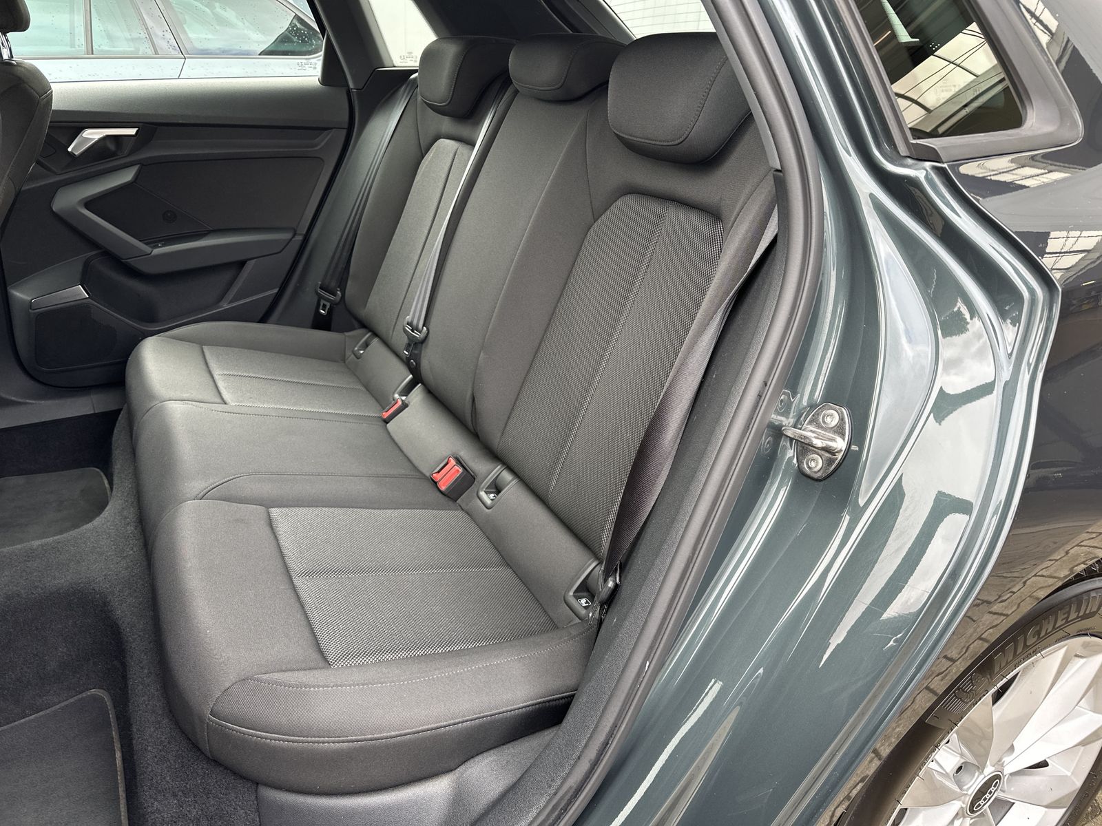 Fahrzeugabbildung Audi A3 SpB 35 TFSI NAV+LED+VCOCKPIT+BANG&OLUFSEN+EPH