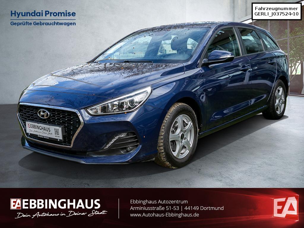 Hyundai i30 cw Pure Kamera Navi SHZ PDC TEMP
