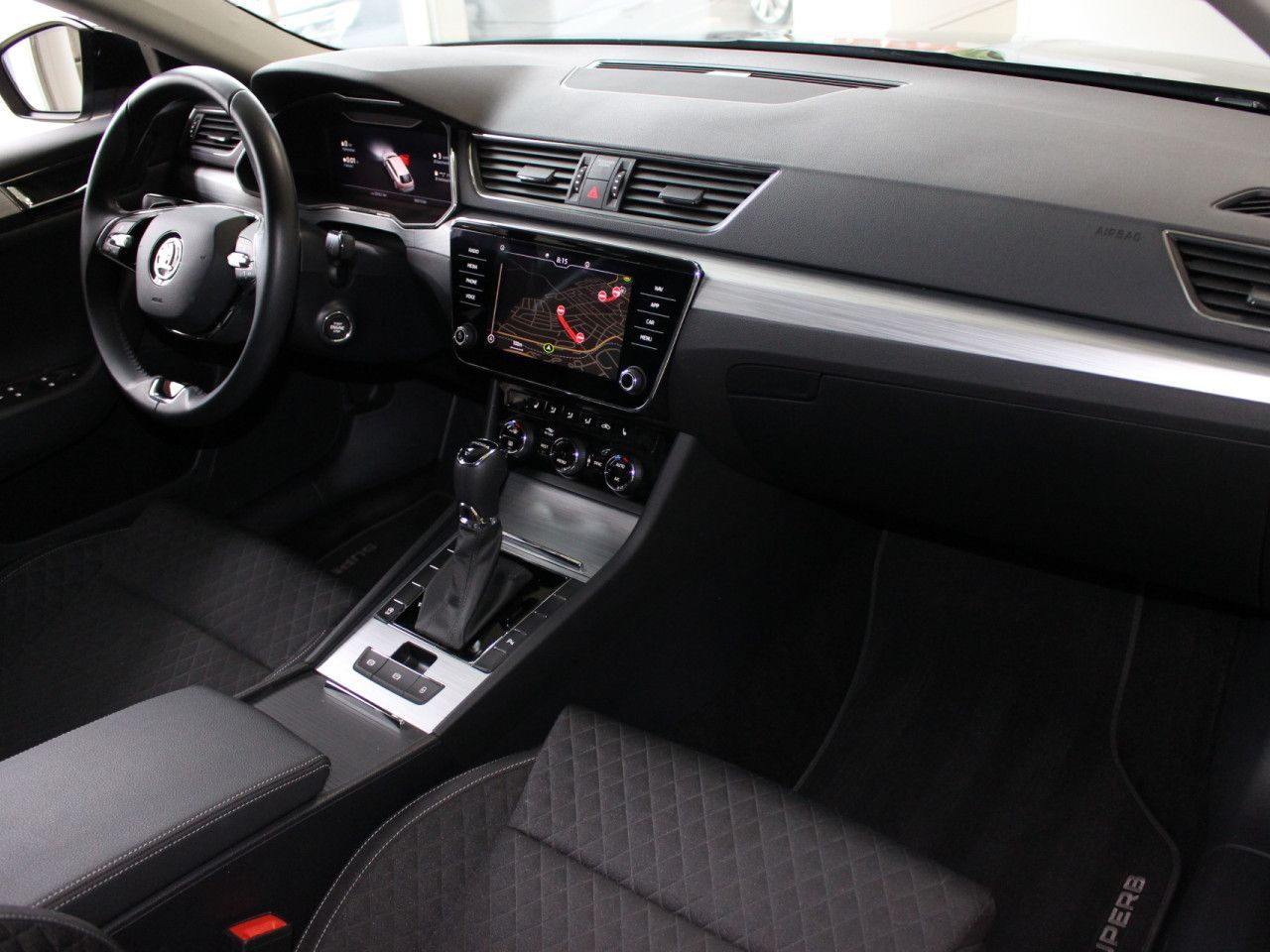 Fahrzeugabbildung SKODA Superb Combi 1.5 TSI ACT Ambition ACC/Navi/PDC