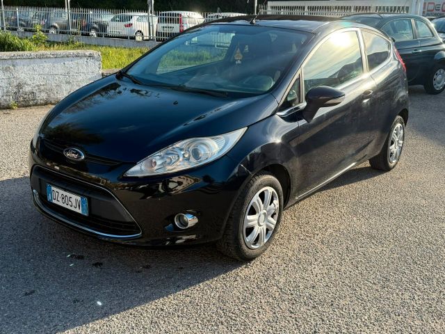 Ford Fiesta 1.4 TDCi 68CV 3 porte Titanium