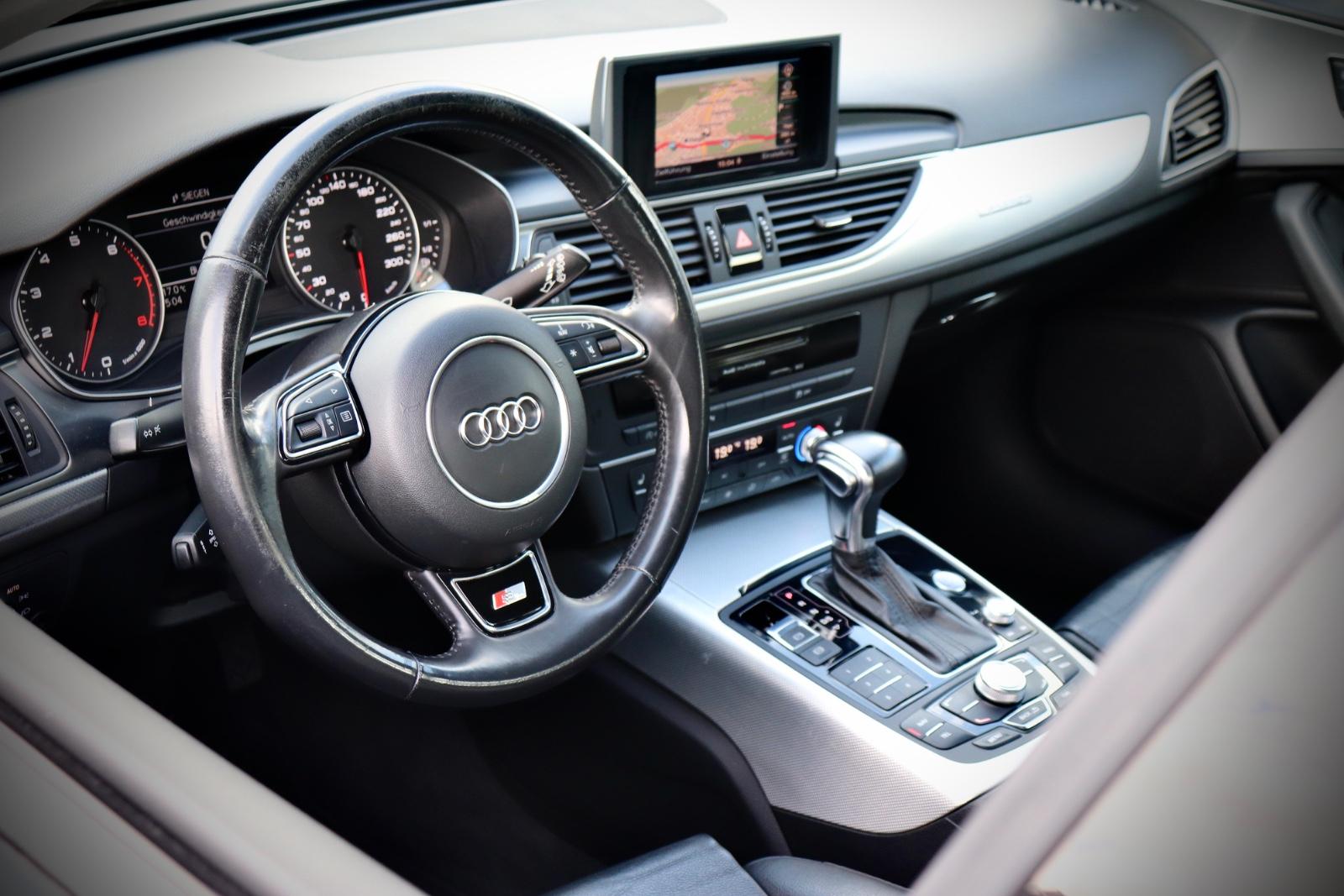 Audi A6 Avant 3.0 TFSI quattro | 299 ch | BVA | Cuir | Toit ouvrant | GPS | Chauffage auxiliaire | Hayon électrique