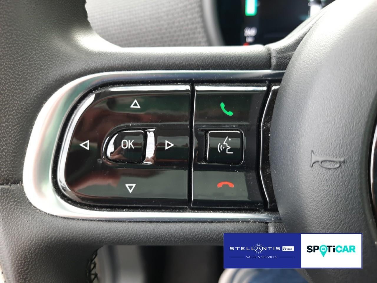 Fiat 500e La Prima Pano Navi SHZ