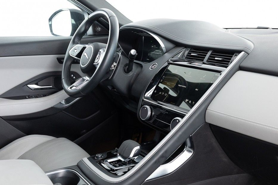 Jaguar E-Pace 1.5 P300e AWD R-Dynamic S | panorama dach imagem 3