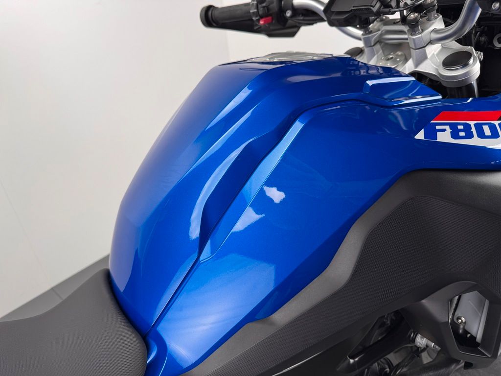 Fahrzeugabbildung BMW F 800 GS *NEUWERTIG *TIEFERGELEGT *VOLL
