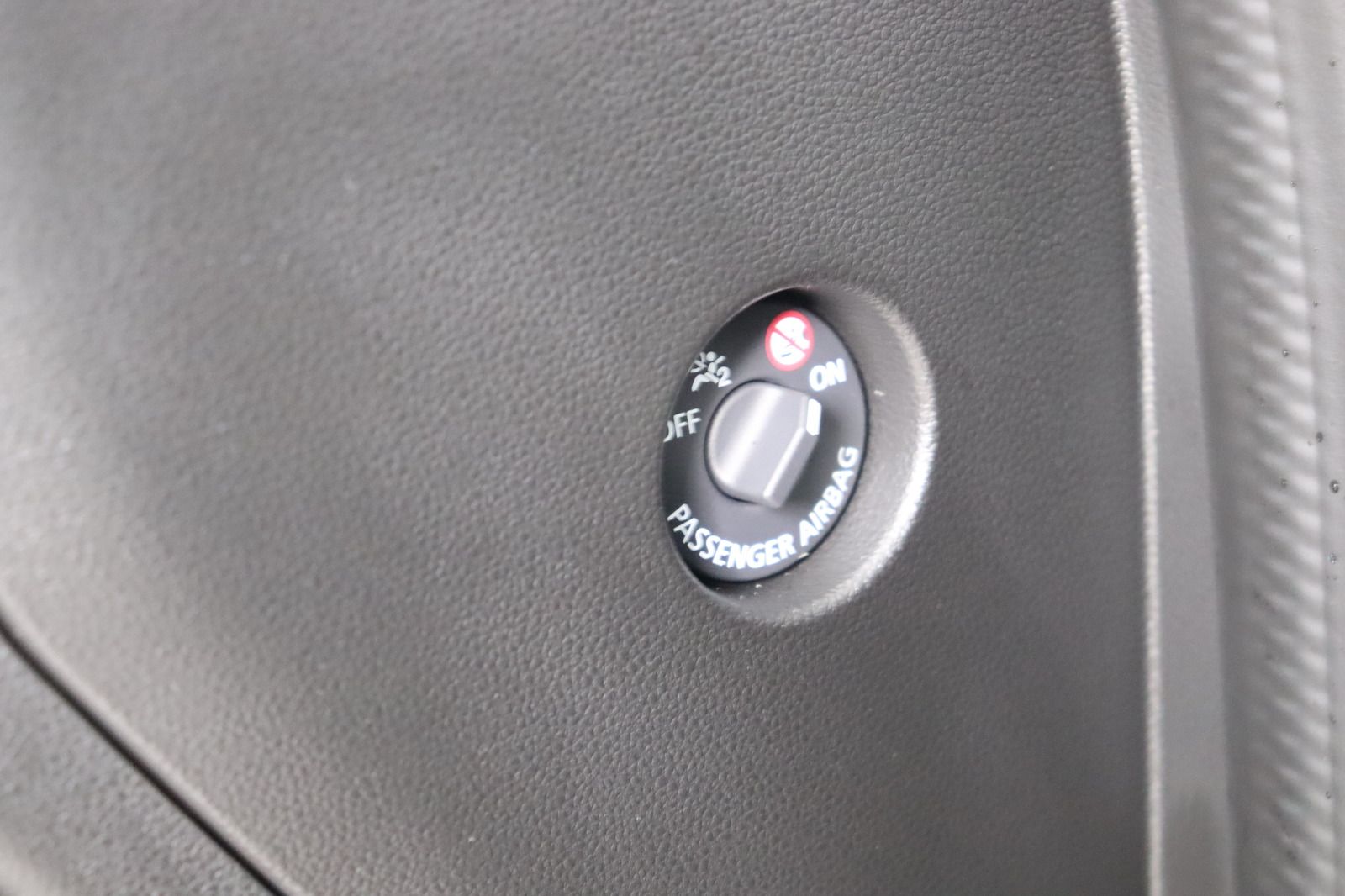 Fahrzeugabbildung Renault Arkana * LED * RFK * Lenkradhzg.