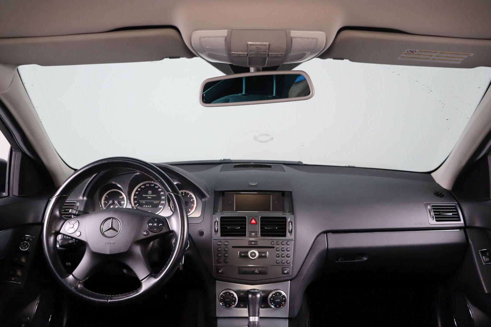 Fahrzeugabbildung Mercedes-Benz C 180 KOMPRESSOR HU/AU 02.27