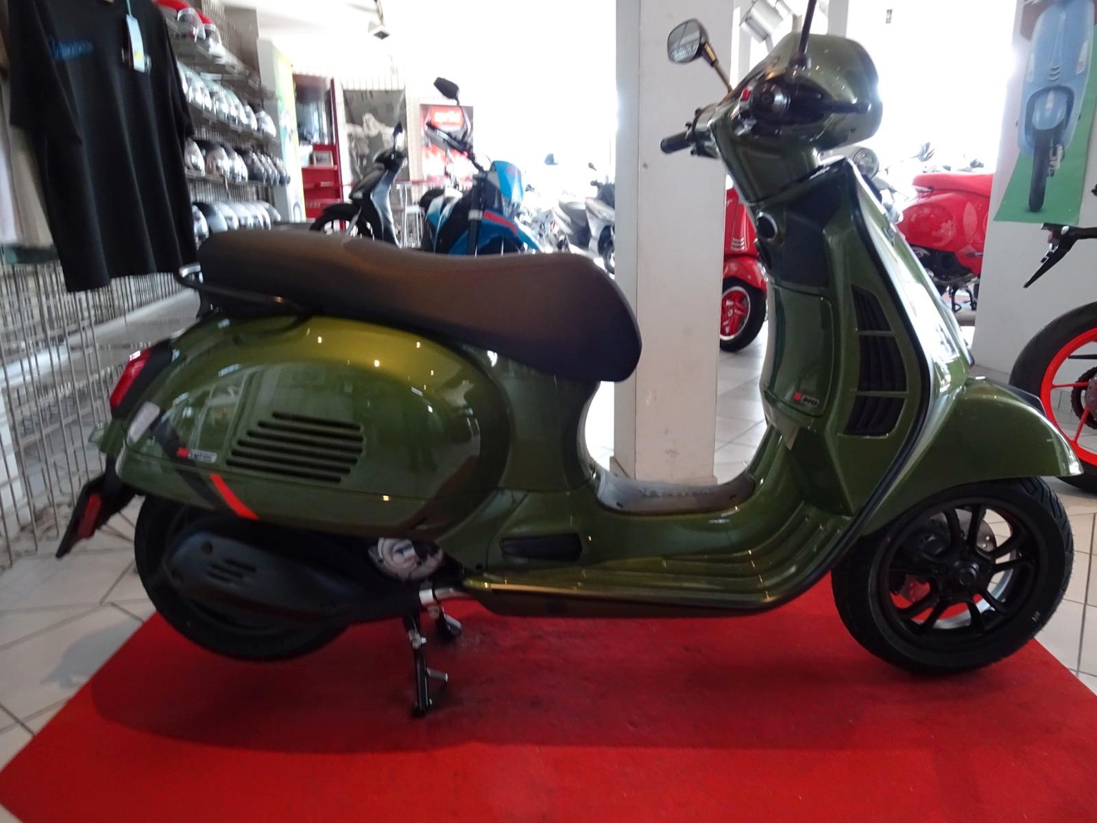 Vespa GTS 310 SuperSport MY26 Navigation