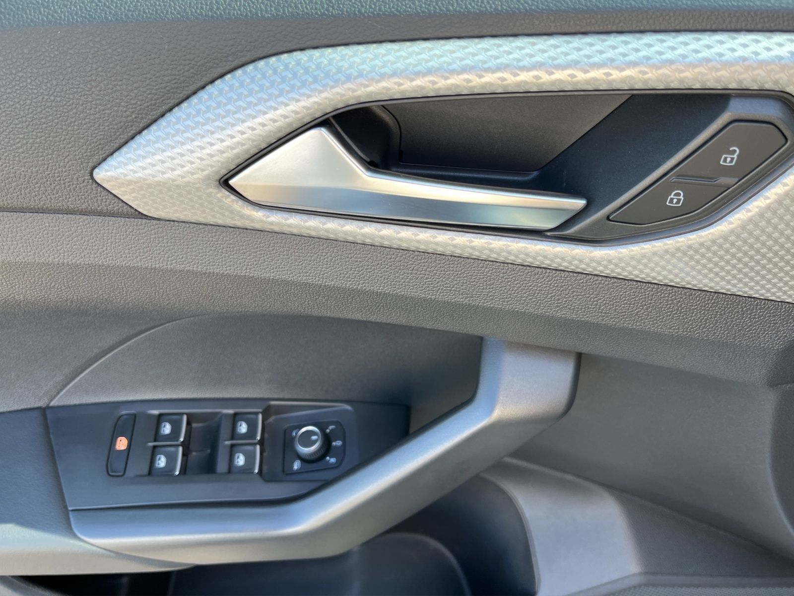 Volkswagen T-Cross - Bild 14