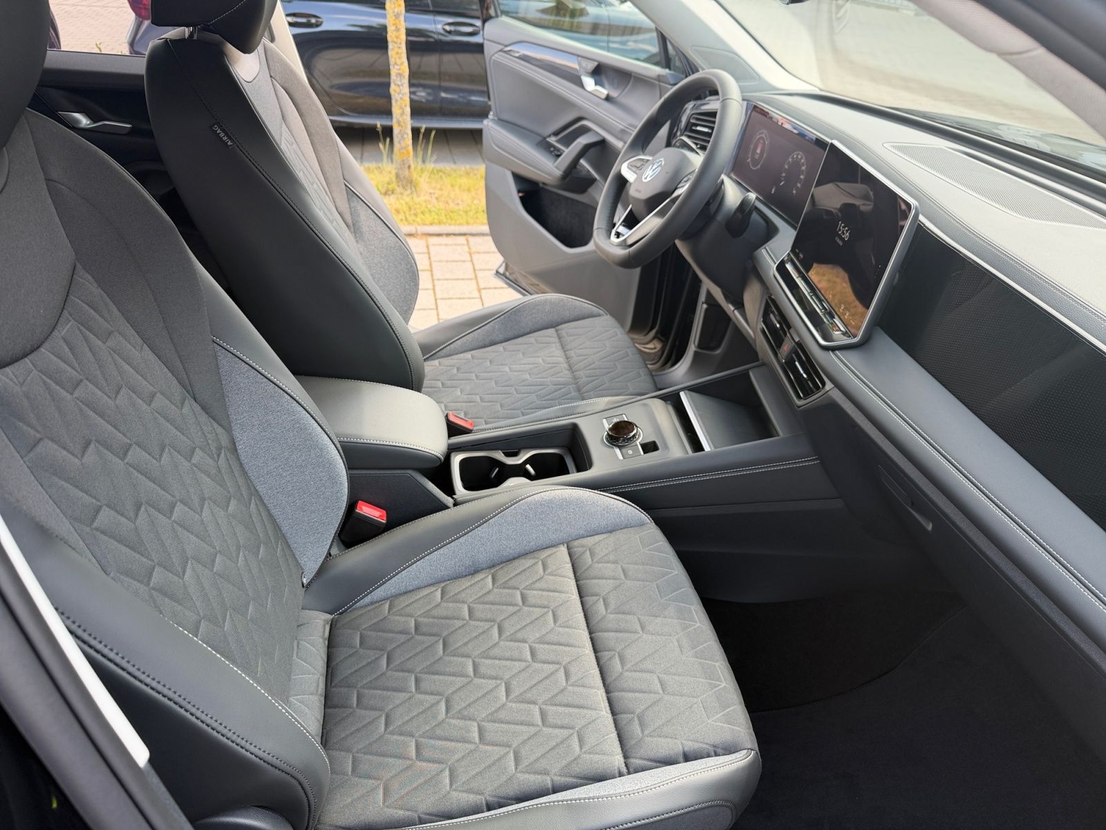 Volkswagen Tiguan - Bild 13