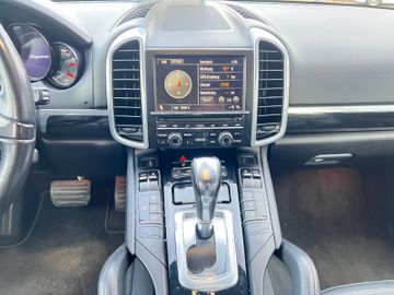 Porsche Cayenne - 11