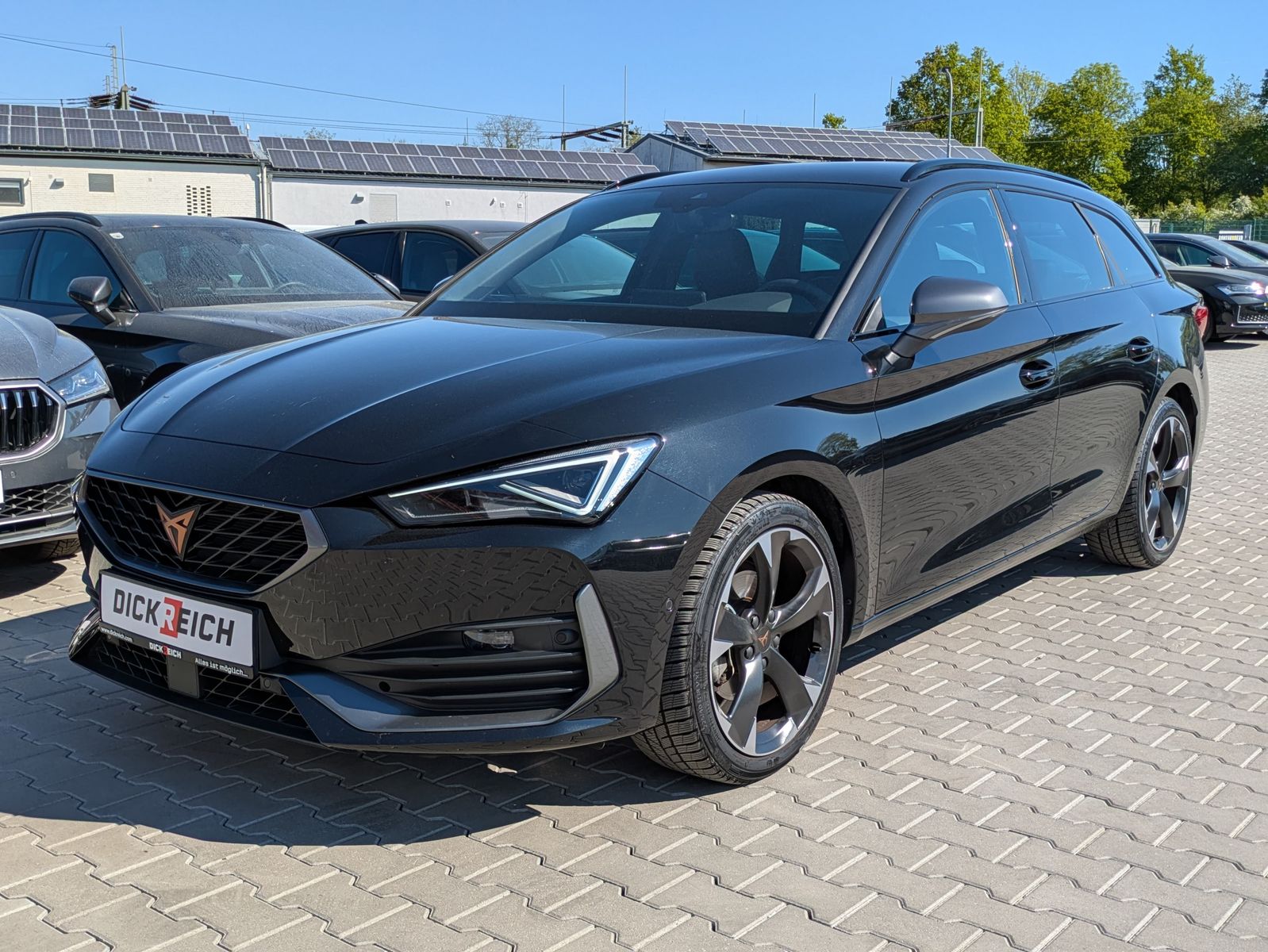 Fahrzeugabbildung CUPRA Leon 1.5 eTSI DSG MATRIX-LED*ACC*APP*KAMERA*18"