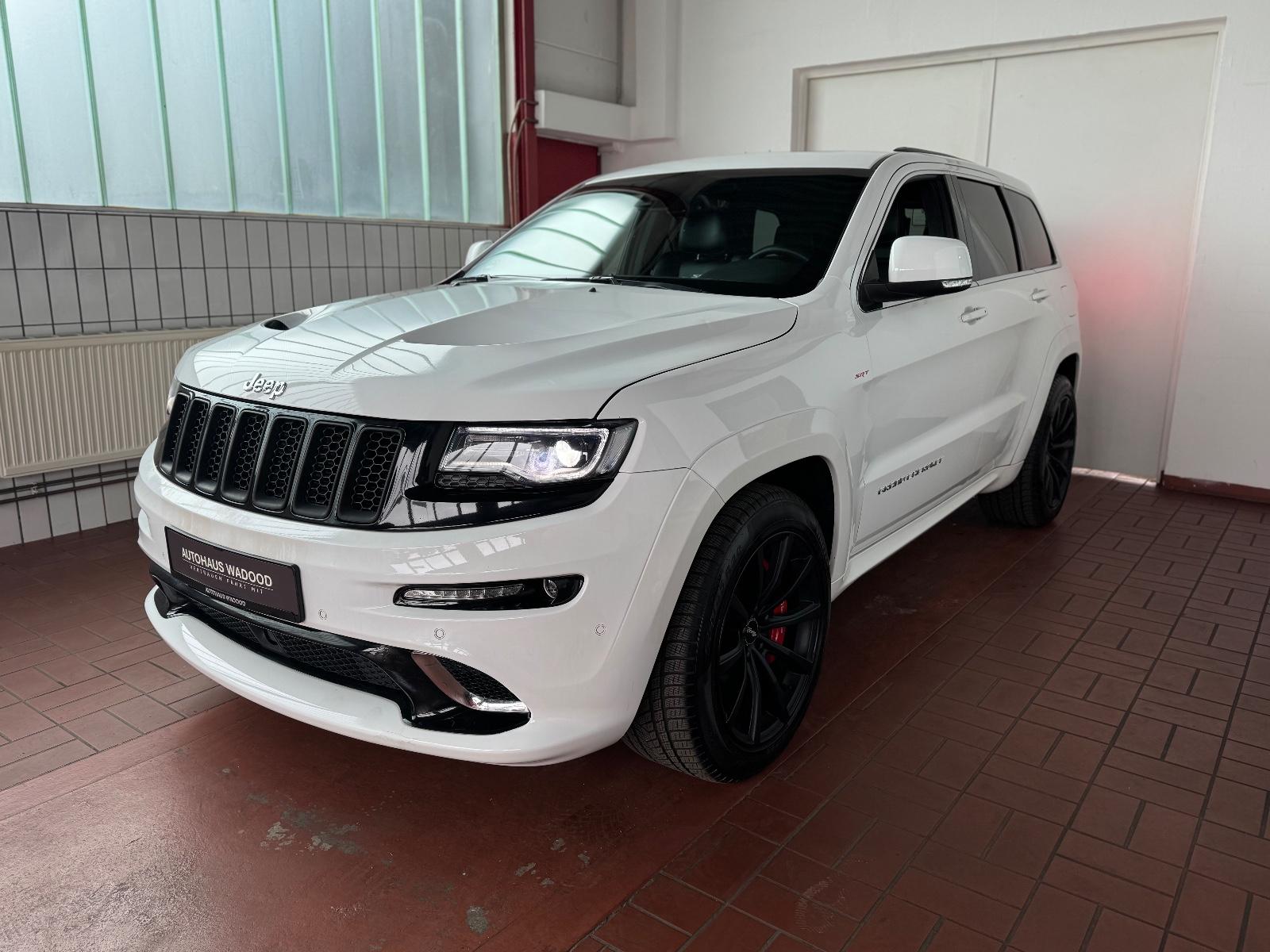 Jeep Grand Cherokee 6.4 V8 HEMI SRT/2.Hd/DVD/Kamera