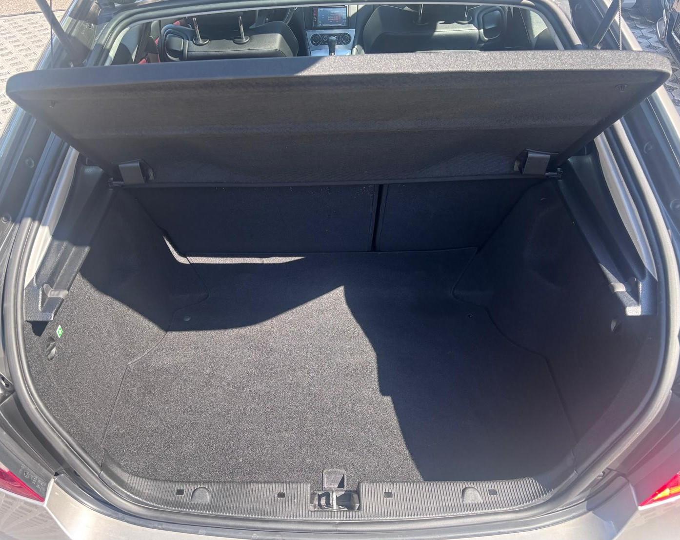 Mercedes-Benz CLC 200 Kompressor Pano Navi Bluetooth Autom.