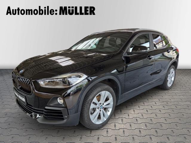 BMW X2 sDrive18i Park-Assistent Panorama Navi Memory