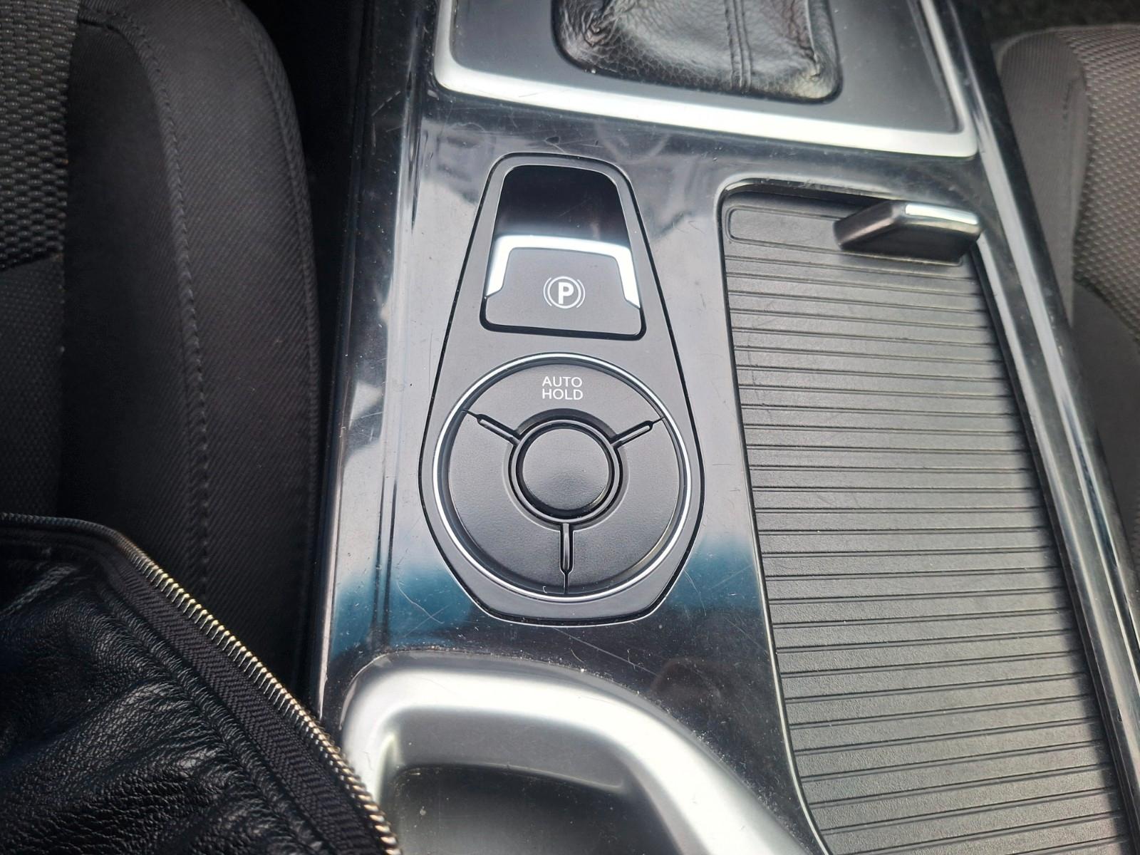 Hyundai i40 2014 — photo 17