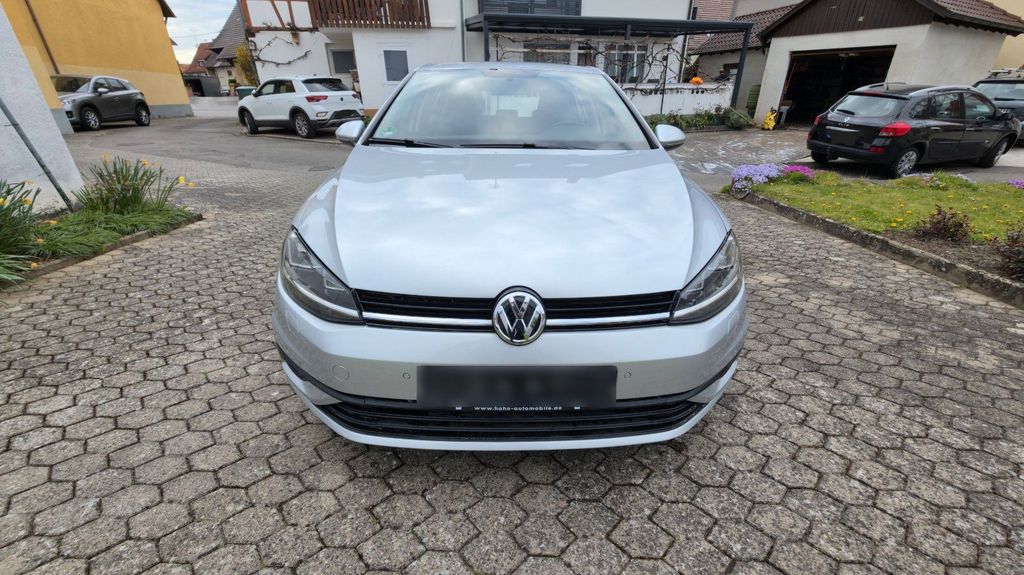 Image of Volkswagen Golf
