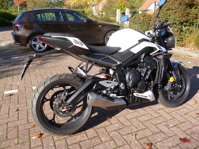 Triumph Street Triple R