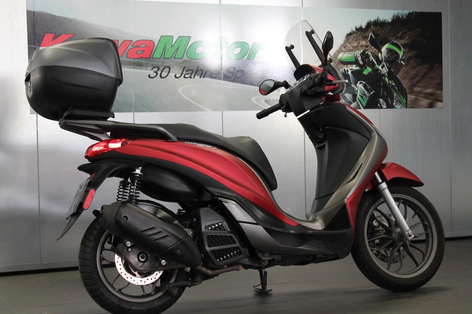 Piaggio Madley 125