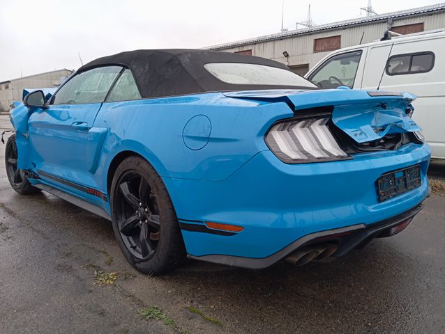 Ford Mustang  - GT - Convertible - CALIFORNA SPECIAL