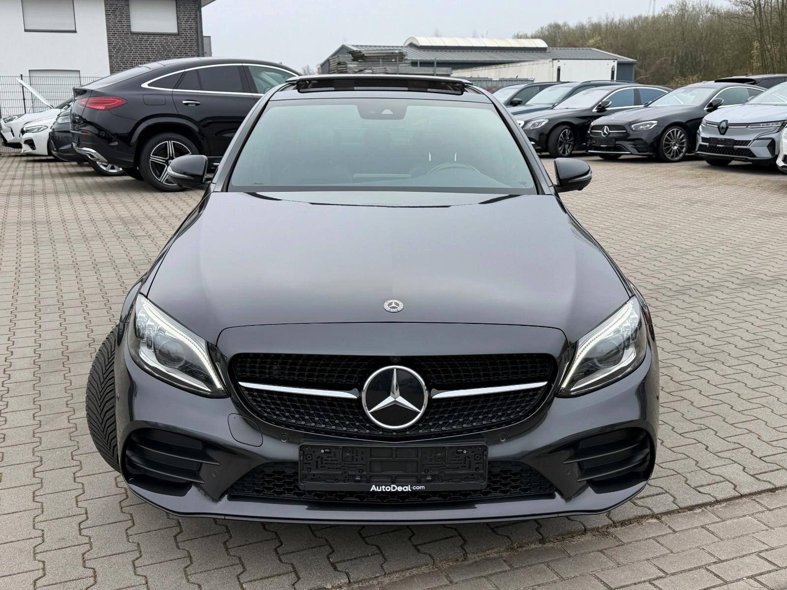Mercedes-Benz C300de AMG Line Exklusiv*Uhr*Spoiler*Panorama