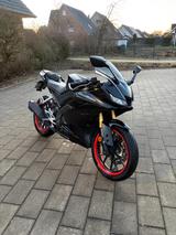 Yamaha YZF R125 - YAMAHA SCHWARZ YZF R 125