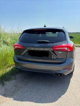 Ford Focus 1,0 EcoBoost 92kW ST-Line Turnier ST-Line - Ford Focus: 1.9