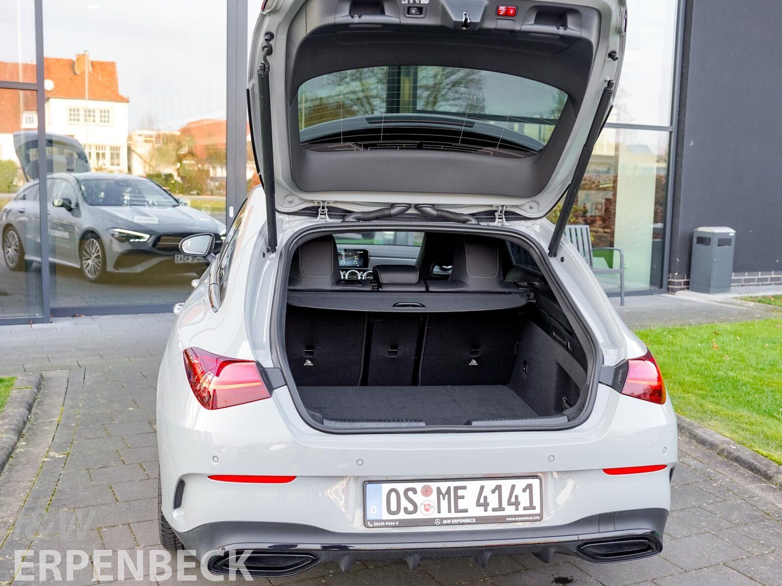 Fahrzeugabbildung Mercedes-Benz CLA 200 Shooting Brake/AMG/AHK/Night/360Grad