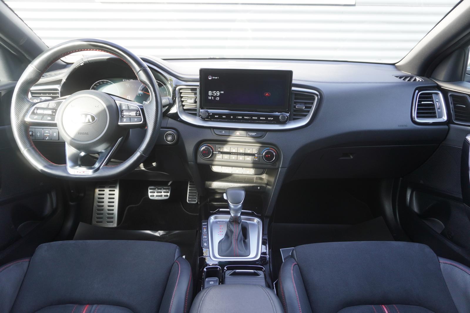 Kia CEED GT PANORAMA|VIRTUAL|APPLE|KAMERA|LED|JBL