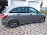 Mercedes-Benz B 200 - - gebrauchte Mercedes-Benz B 200 aus dem Jahr 2017