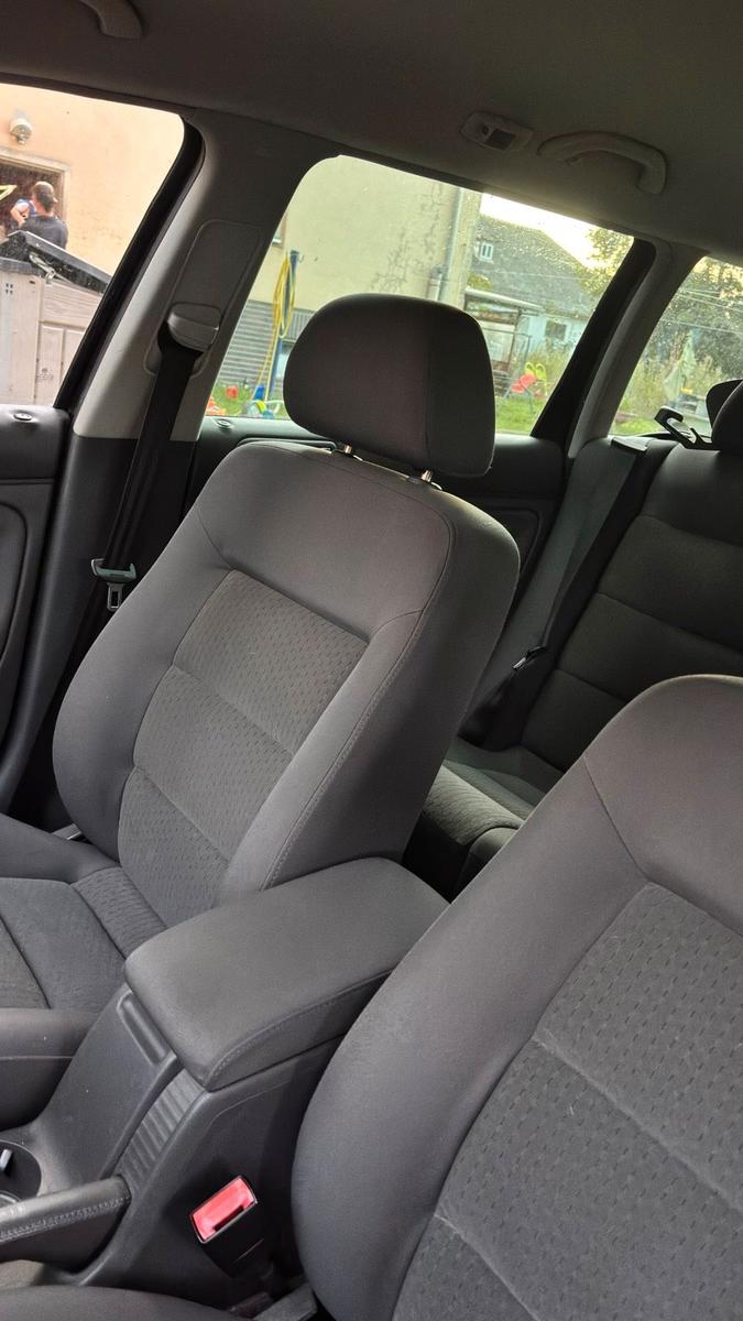 Volkswagen Passat 2004 — photo 8
