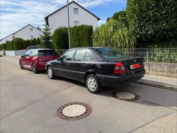 صورة 3 لـ 1996 Mercedes-BENZ C 180