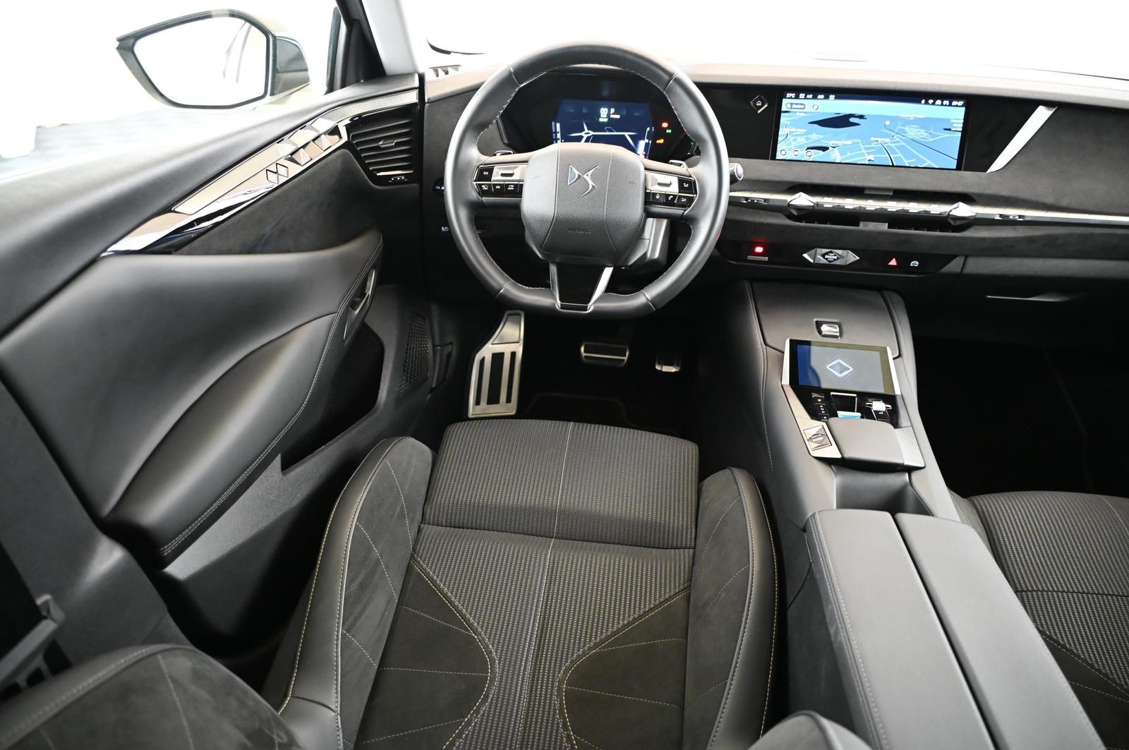 DS Automobiles DS4 1.6 E-Tense 225 Etolie Alcantara UVP 53.000 