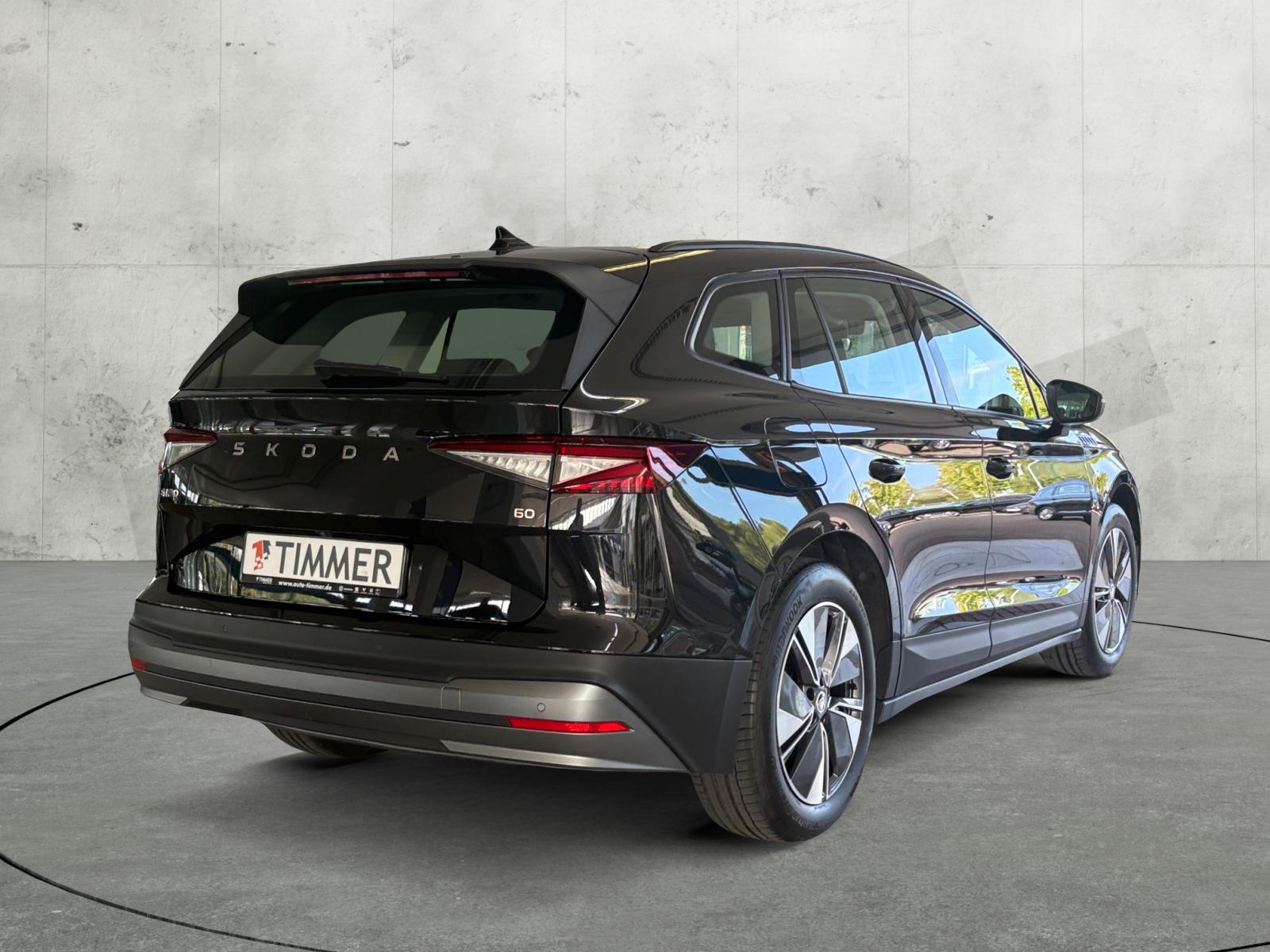Skoda Enyaq LOFT 180PS 60kWh +WÄPU+LED+CARPLAY+RKAM+NA