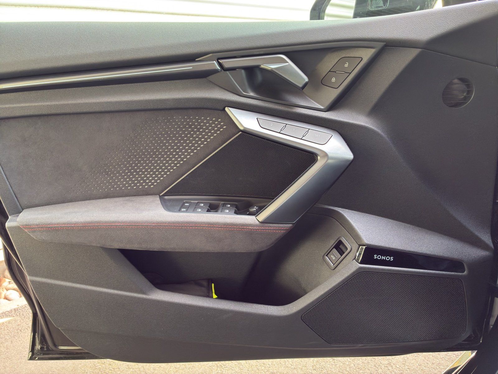 Fahrzeugabbildung Audi RS 3 Limousine 2.5 quattro TFSI HUD,Kamera,LED
