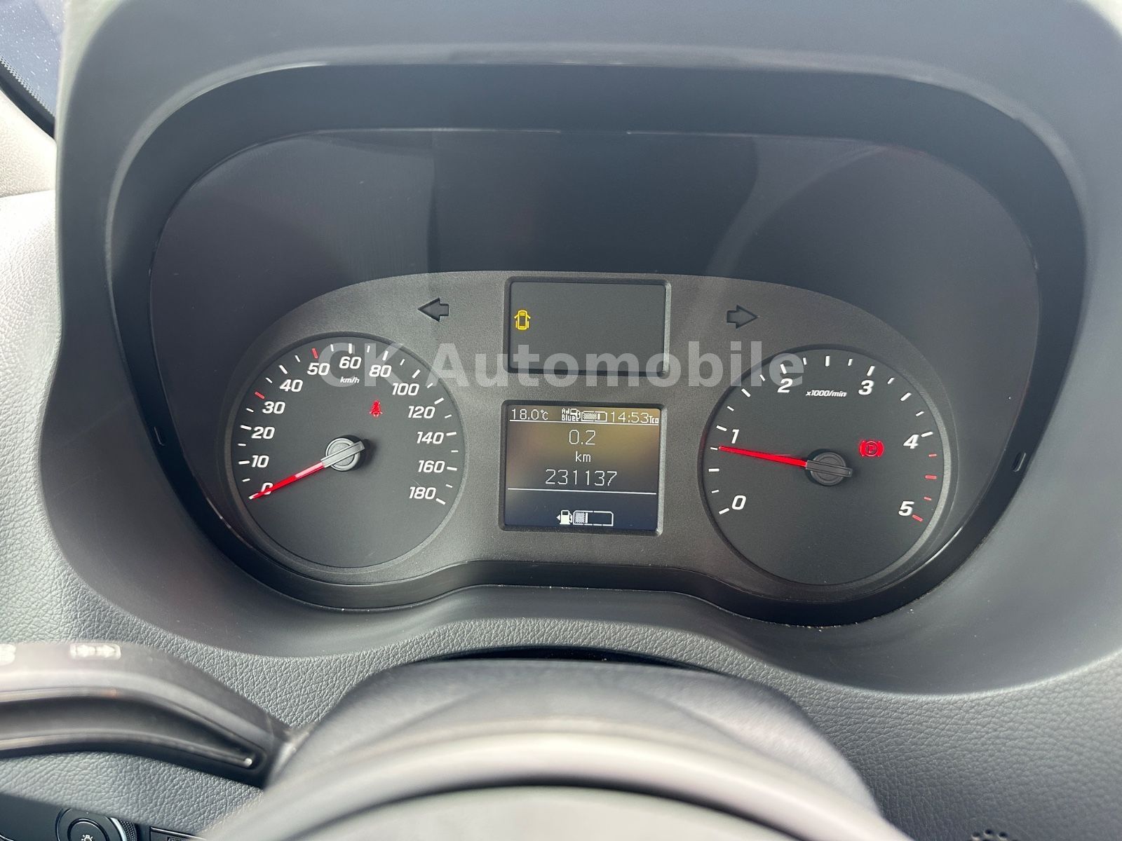 Fahrzeugabbildung Mercedes-Benz Sprinter III Kasten 316 Mixto Maxi/5 Sitze/LED