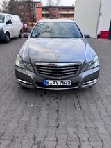 Mercedes-Benz 250 - Mercedes-Benz 250: Limousine