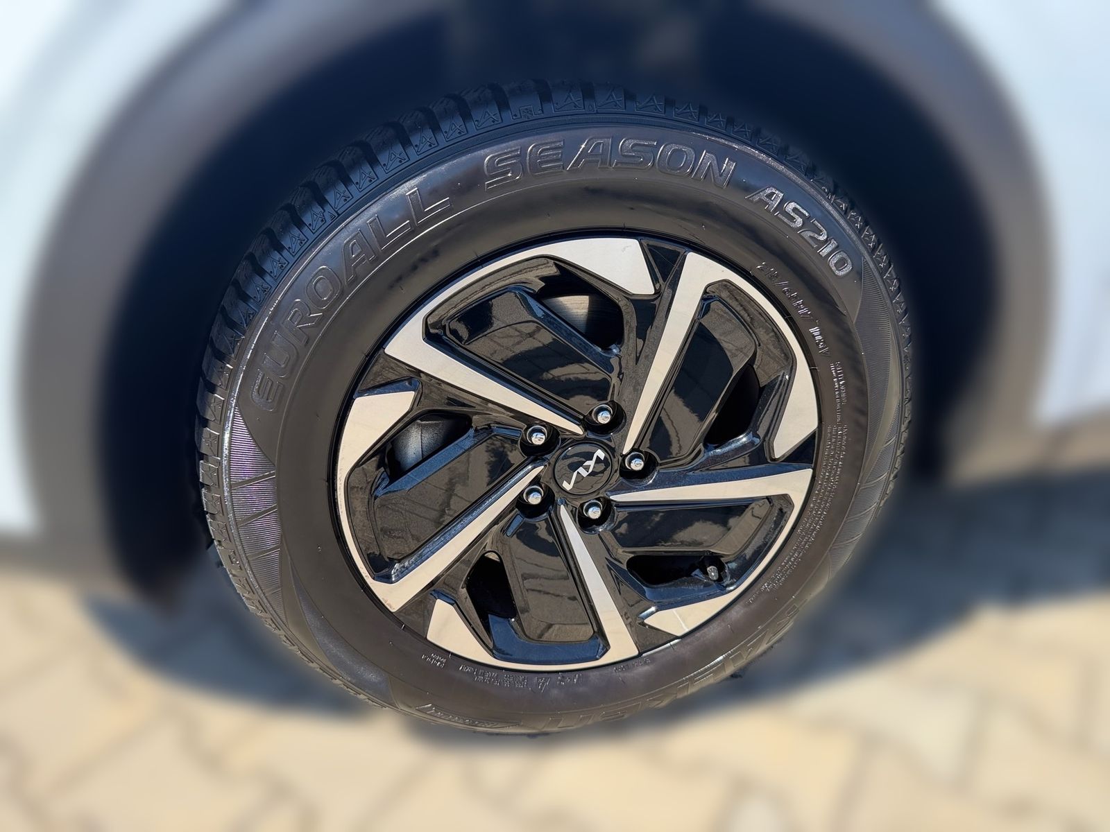 Fahrzeugabbildung Kia SPORTAGE 1.6T 48V 2WD DCT VISION KOM