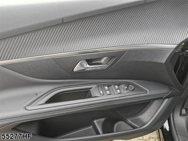 Fahrzeugabbildung Peugeot 3008 1.6 Hybrid 225 (Plug-In), Allure