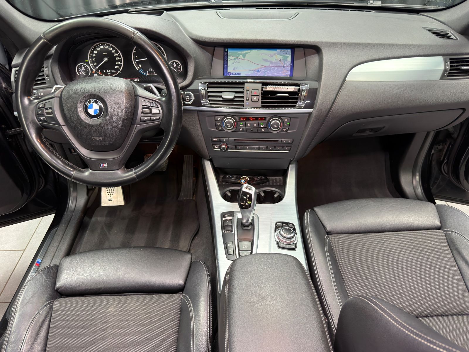 Fahrzeugabbildung BMW X3 xDrive 30 d|M-SPORTPAKET|NAVI|PANO|AHK|
