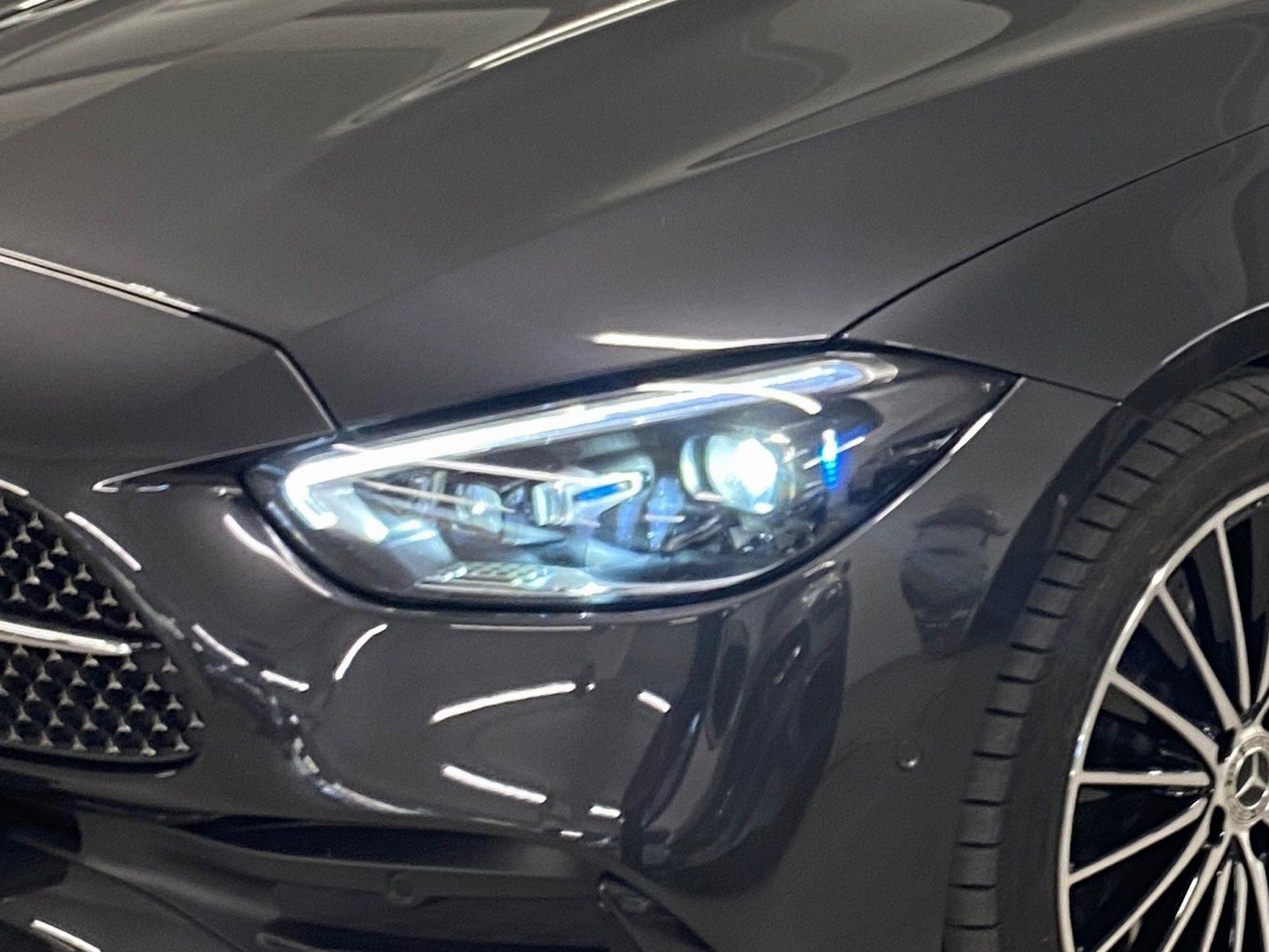 Fahrzeugabbildung Mercedes-Benz C 300 T AMG*Panorama*Distro*AHK*Night*LED*Totwin