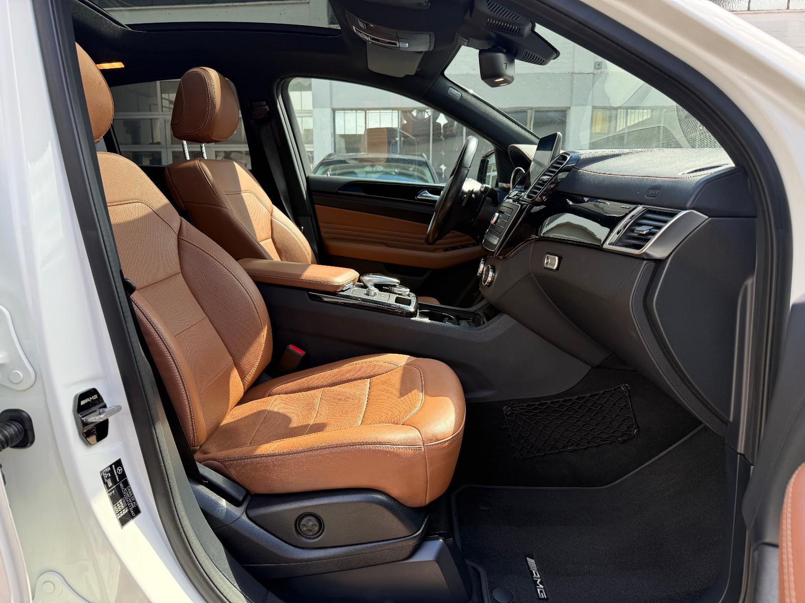 Mercedes-Benz GLE 350 d Cou 4Mat AMG+Bi-Xen+Navi+Kam+Pano+AHK