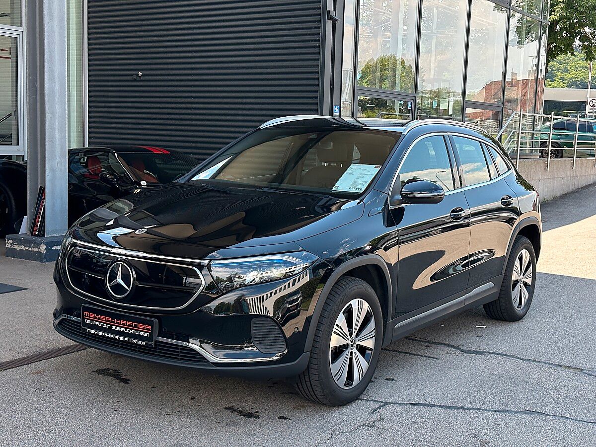 Mercedes-Benz EQA 300 4MATIC Progressive Aut. / AHK / RFK /...