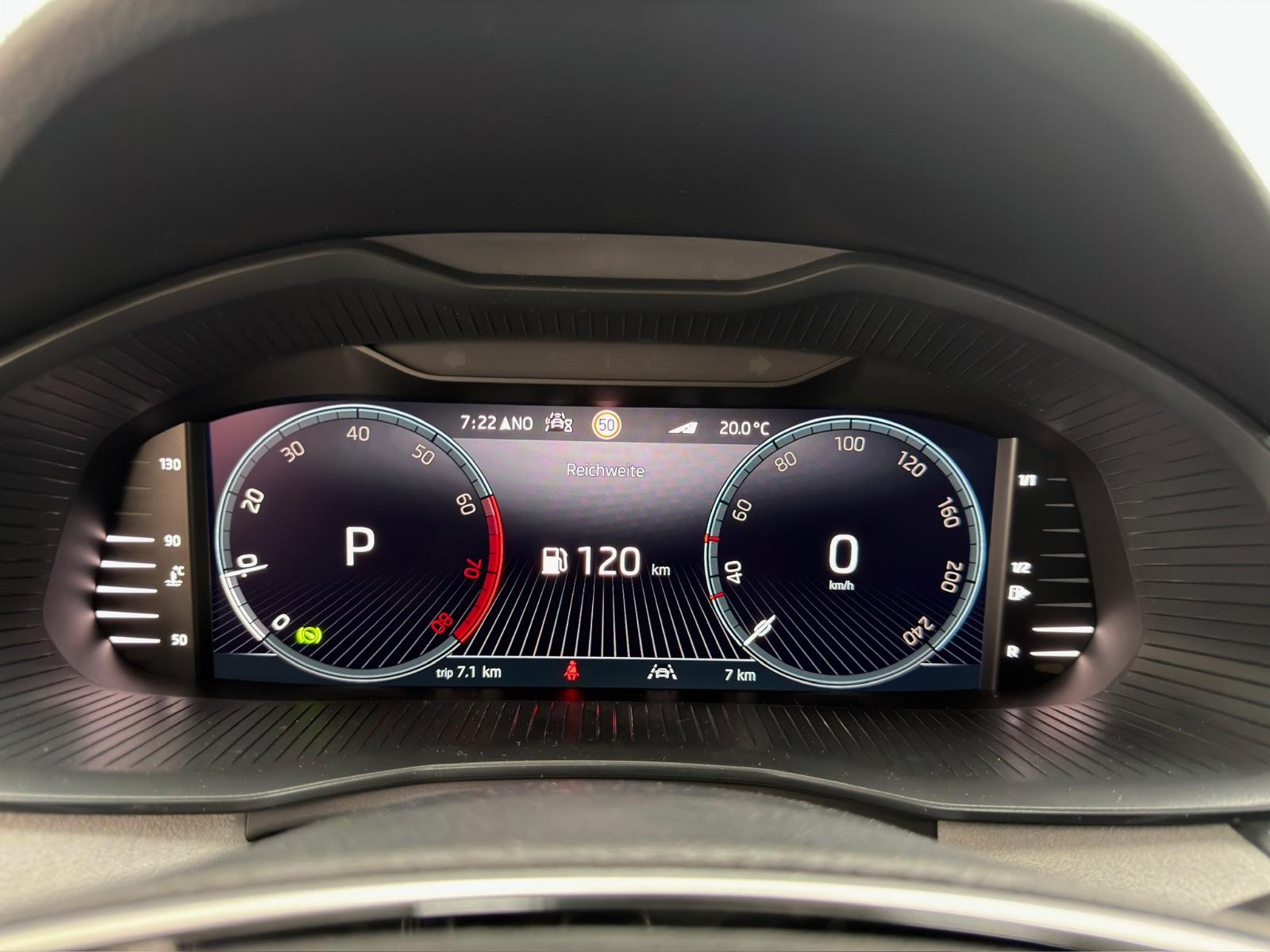 Skoda Kamiq Selection 1.5TSI DSG#Kamera#App#AHK#LED#