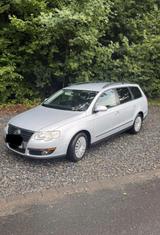 Volkswagen VW Passat 2,0 TDI neue TÜV 2. Hand Automat... - Volkswagen Passat aus 2010: Kombi