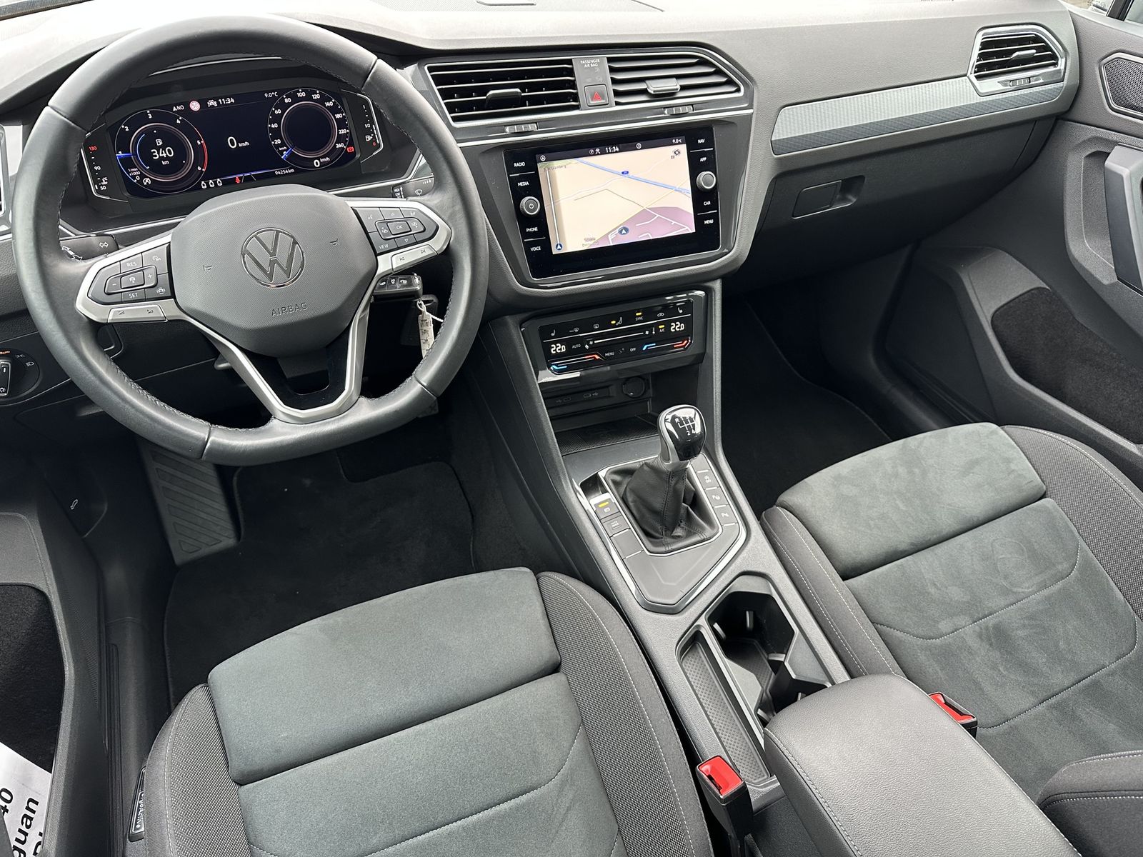 Fahrzeugabbildung Volkswagen Tiguan 2.0 TDI Life NAV+LED+KAMERA+DIGDISPLAY+PP