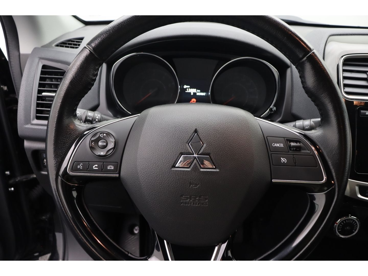 Fahrzeugabbildung Mitsubishi ASX SUV-Star Diamant Edition 1,6 MIVEC 2WD